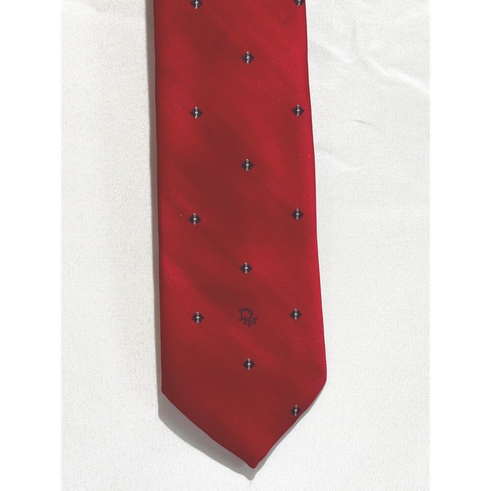 Christian Dior Mens Red Geometric Diamond‎ Silk Blend Necktie Made in USA Logo
